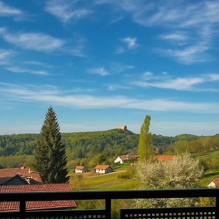Atemberaubender Riegersburg-blick & Badeparadies